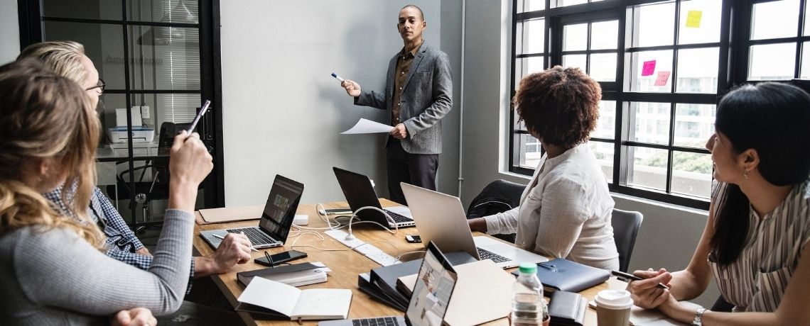 CRM To Optimise Your Business thumbnail